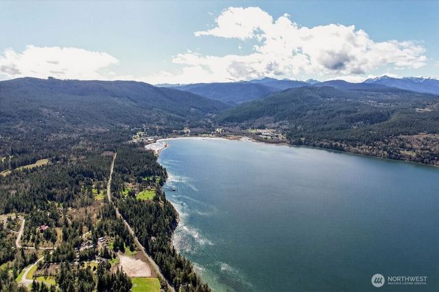 999 E Sequim Bay Road, Sequim, WA 98382