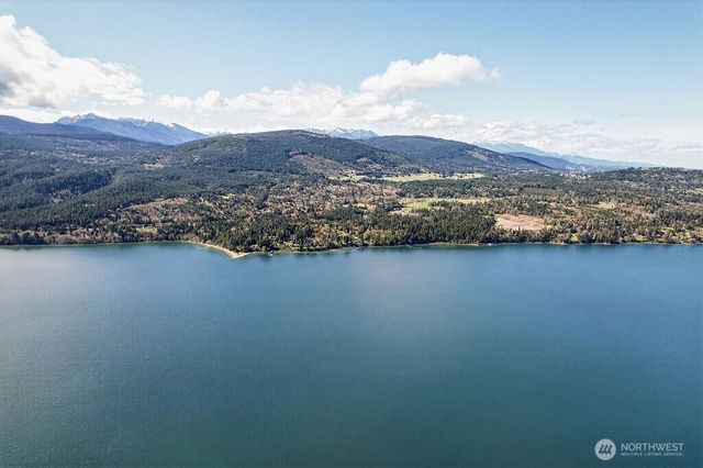 999 E Sequim Bay Road, Sequim, WA 98382