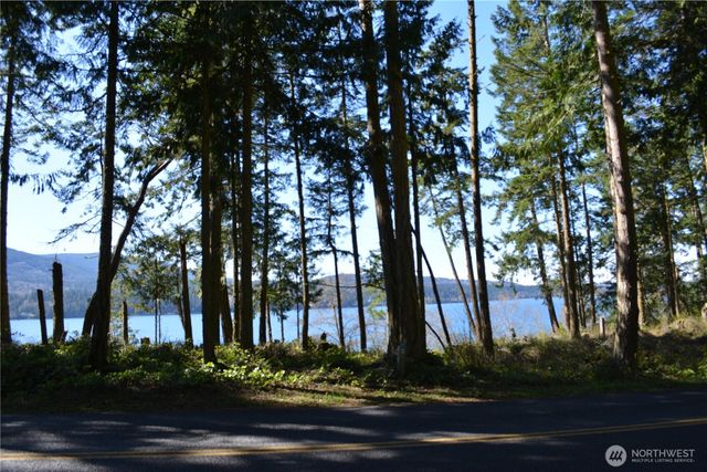 999 E Sequim Bay Road, Sequim, WA 98382