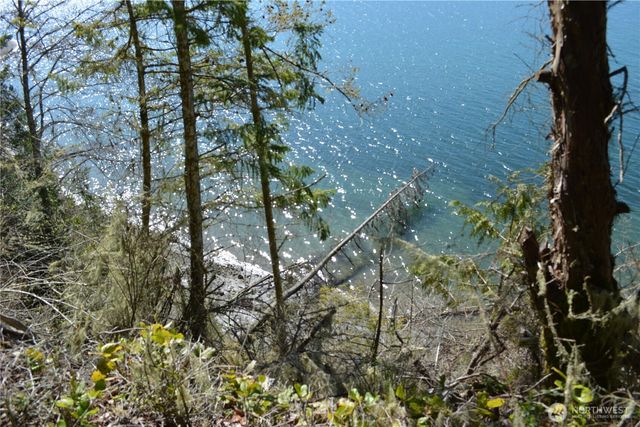 999 E Sequim Bay Road, Sequim, WA 98382