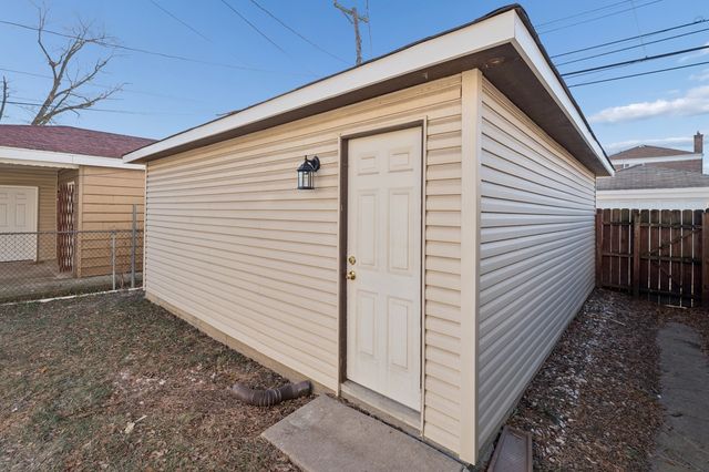 7654 S Seeley Avenue, Chicago, IL 60620