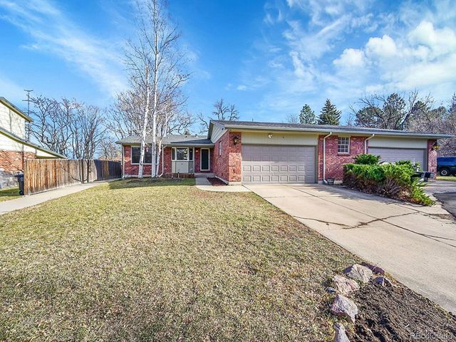 974 Xenophon Ct, Golden, CO 80401