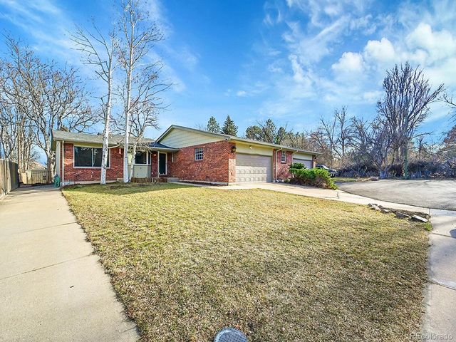 974 Xenophon Ct, Golden, CO 80401