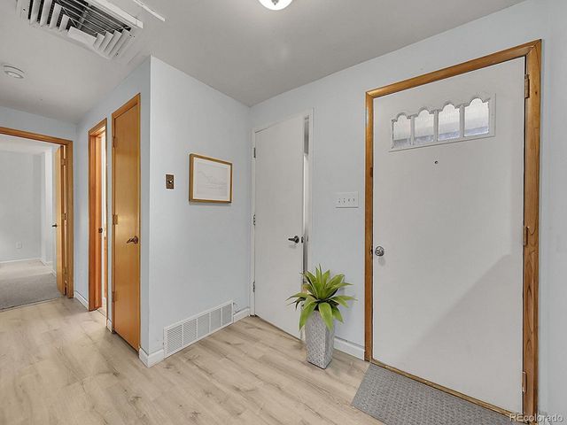 974 Xenophon Ct, Golden, CO 80401