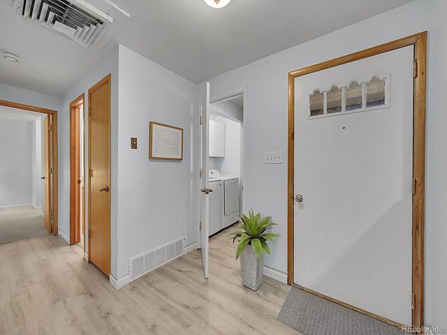 974 Xenophon Ct, Golden, CO 80401