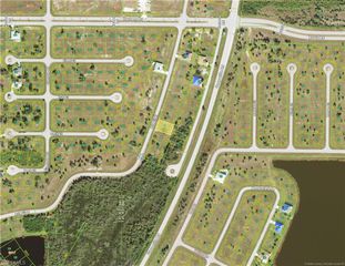 9 Brig CIR E, Placida, FL 33946