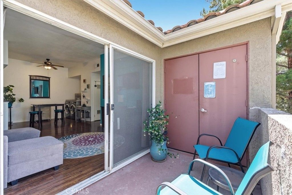 Image 18 of property listing at 200 E Alessandro 71, Riverside, CA 92508