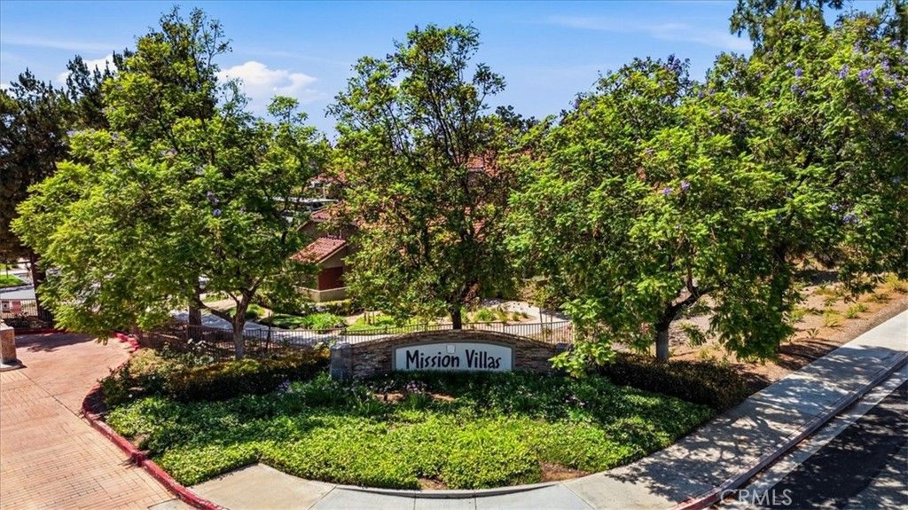 Image 26 of property listing at 200 E Alessandro 71, Riverside, CA 92508
