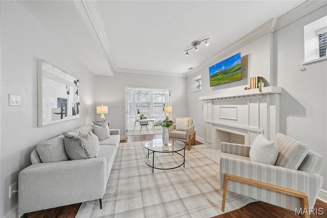 615 Clara Avenue 2A, St Louis, MO 63112