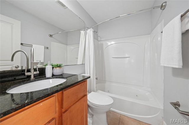 615 Clara Avenue 2A, St Louis, MO 63112