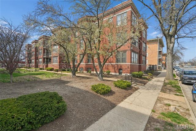 615 Clara Avenue 2A, St Louis, MO 63112