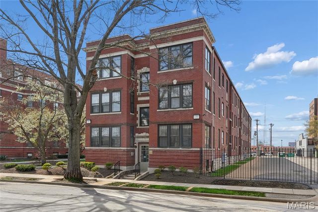 615 Clara Avenue 2A, St Louis, MO 63112
