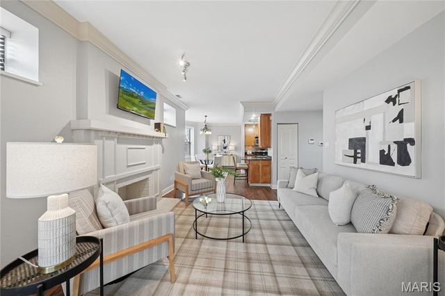 615 Clara Avenue 2A, St Louis, MO 63112