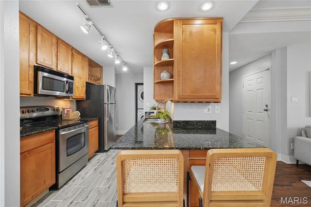 615 Clara Avenue 2A, St Louis, MO 63112