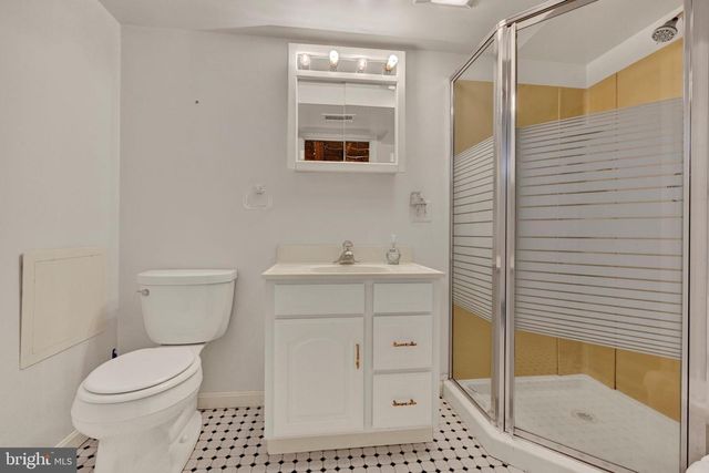 7929 SAINT CLAIRE LN, Baltimore, MD 21222