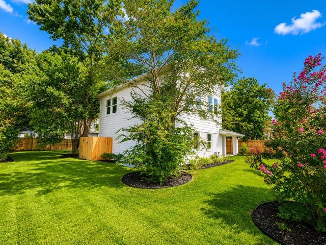 1207 Martin Street, Houston, TX 77018