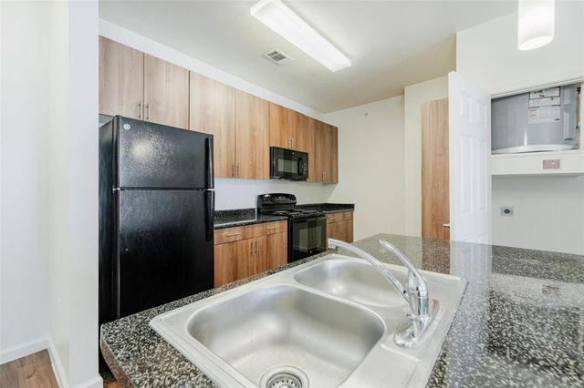 5605 Springdale RD 4-4-4309, Austin, TX 78723