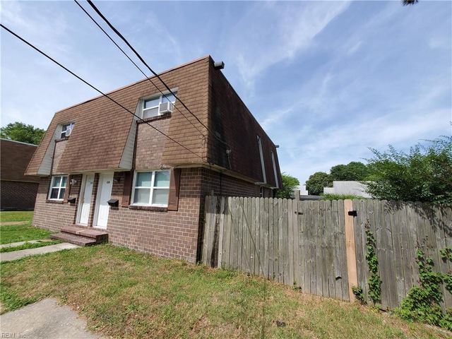 119 Bob LN, Virginia Beach, VA 23454