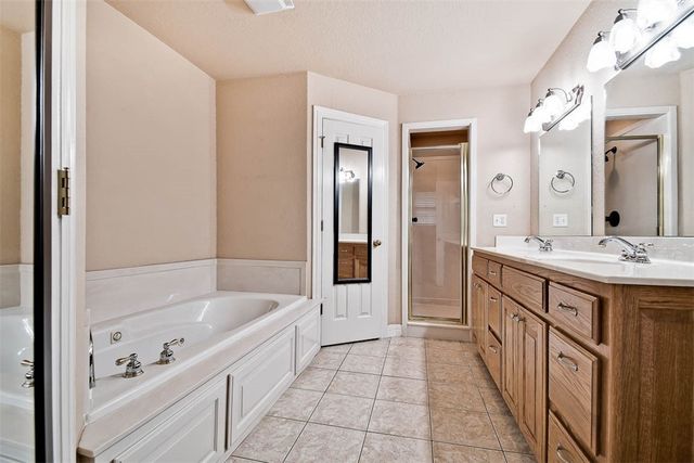 5 Thirsk Lane, Bella Vista, AR 72714