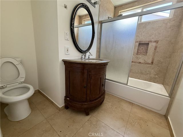 7322 Lindley, Reseda, CA 91335