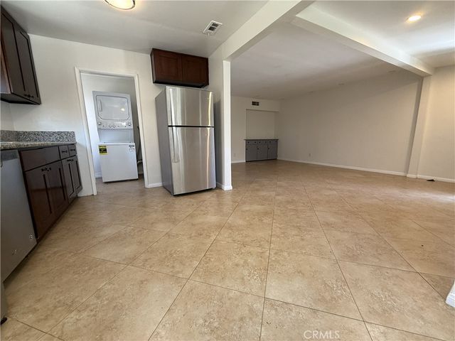 7322 Lindley, Reseda, CA 91335