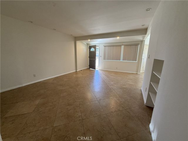7322 Lindley, Reseda, CA 91335