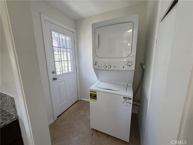 7322 Lindley, Reseda, CA 91335