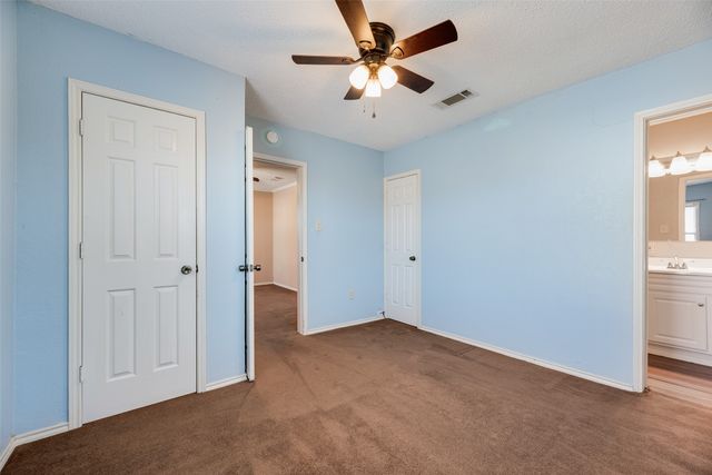 928 W Willow Street, Sanger, TX 76266