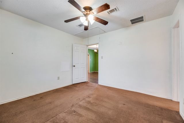 928 W Willow Street, Sanger, TX 76266