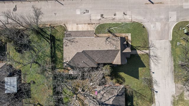 928 W Willow Street, Sanger, TX 76266
