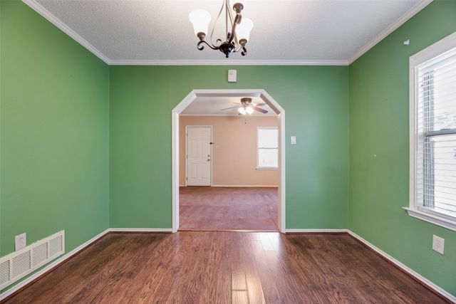 928 W Willow Street, Sanger, TX 76266