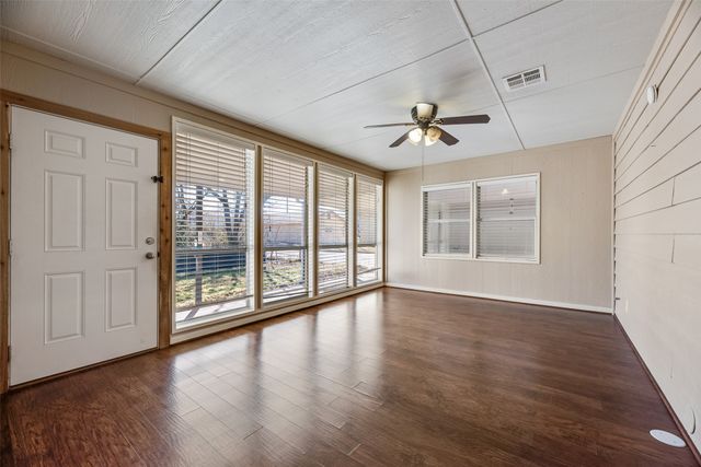 928 W Willow Street, Sanger, TX 76266