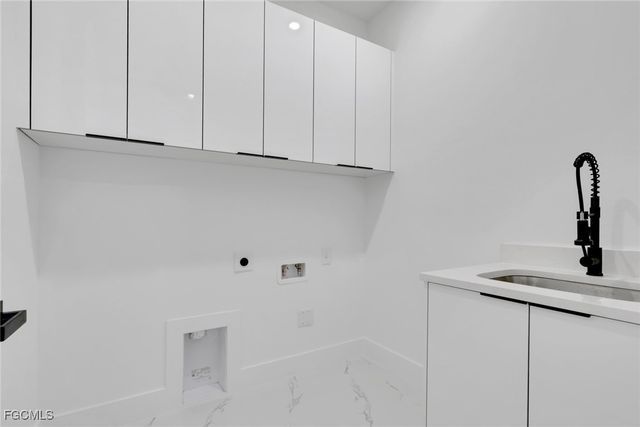 1408 Embers PKWY W, Cape Coral, FL 33993