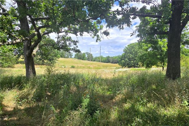 696 Highway 21 N, Berryville, AR 72616