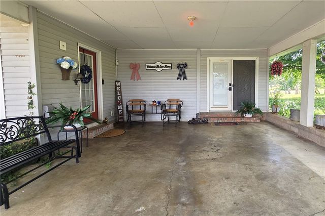 696 Highway 21 N, Berryville, AR 72616