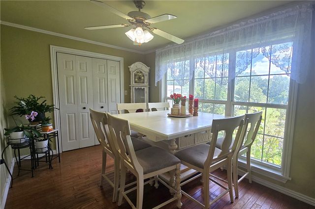 696 Highway 21 N, Berryville, AR 72616