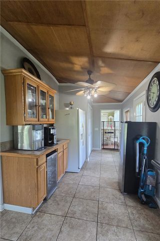 696 Highway 21 N, Berryville, AR 72616