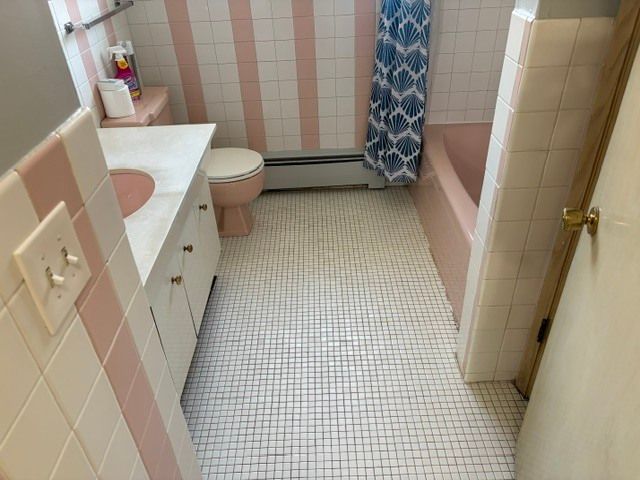 7323 W HIGGINS Avenue 2, Chicago, IL 60656