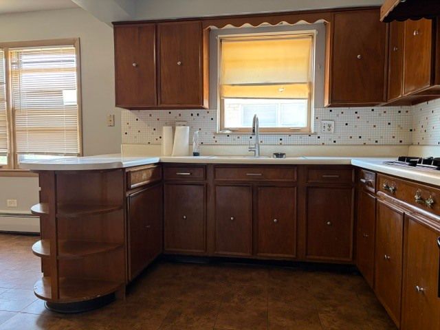 7323 W HIGGINS Avenue 2, Chicago, IL 60656