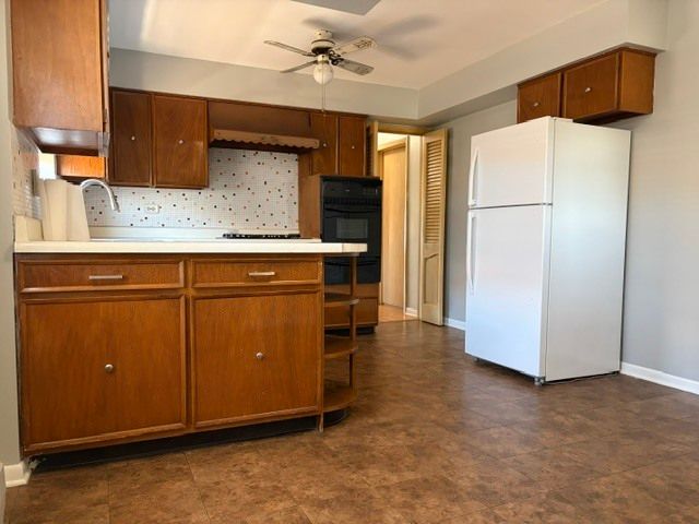 7323 W HIGGINS Avenue 2, Chicago, IL 60656