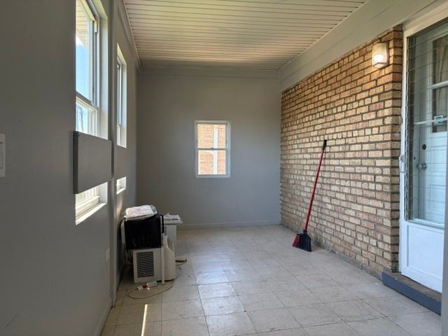 7323 W HIGGINS Avenue 2, Chicago, IL 60656