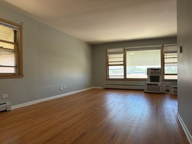 7323 W HIGGINS Avenue 2, Chicago, IL 60656