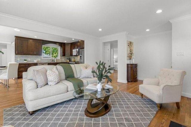1049 Lucot Way, Campbell, CA 95008