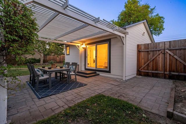 1049 Lucot Way, Campbell, CA 95008