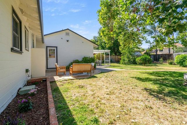 1049 Lucot Way, Campbell, CA 95008