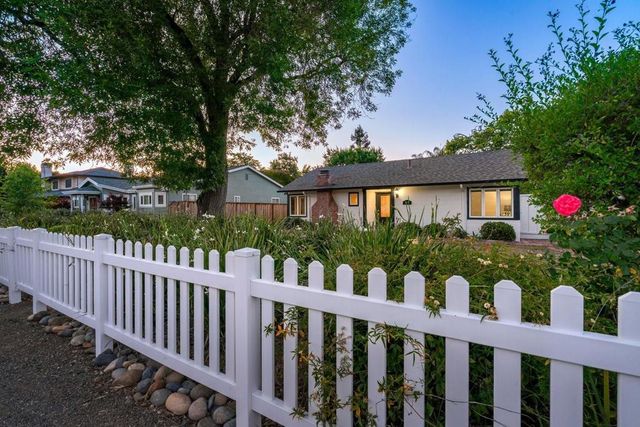 1049 Lucot Way, Campbell, CA 95008