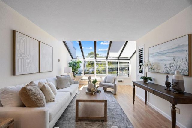 816 Balboa Lane, Foster City, CA 94404