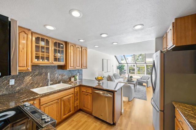 816 Balboa Lane, Foster City, CA 94404