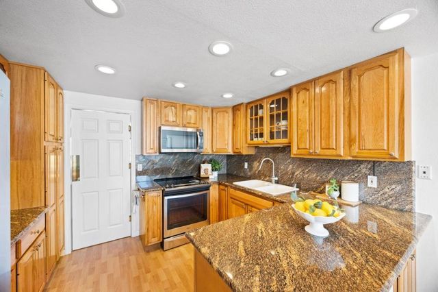 816 Balboa Lane, Foster City, CA 94404