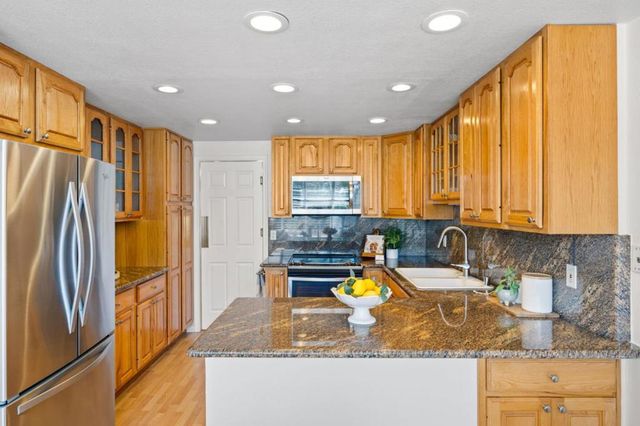 816 Balboa Lane, Foster City, CA 94404